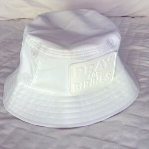 New! G/FORE Snow Pray For Birdies Feather Tech Bucket Hat/ Summer must have